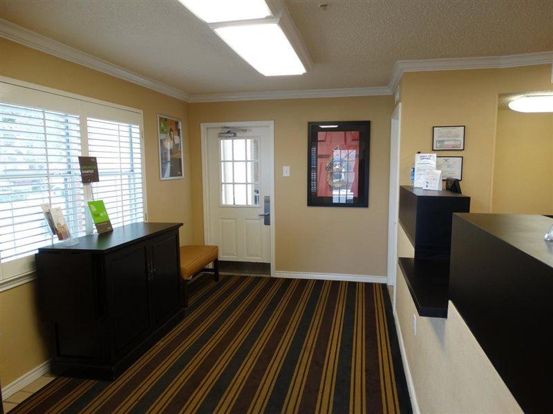 Extended Stay America Suites - Fort Lauderdale - Tamarac Lauderdale Lakes Eksteriør billede